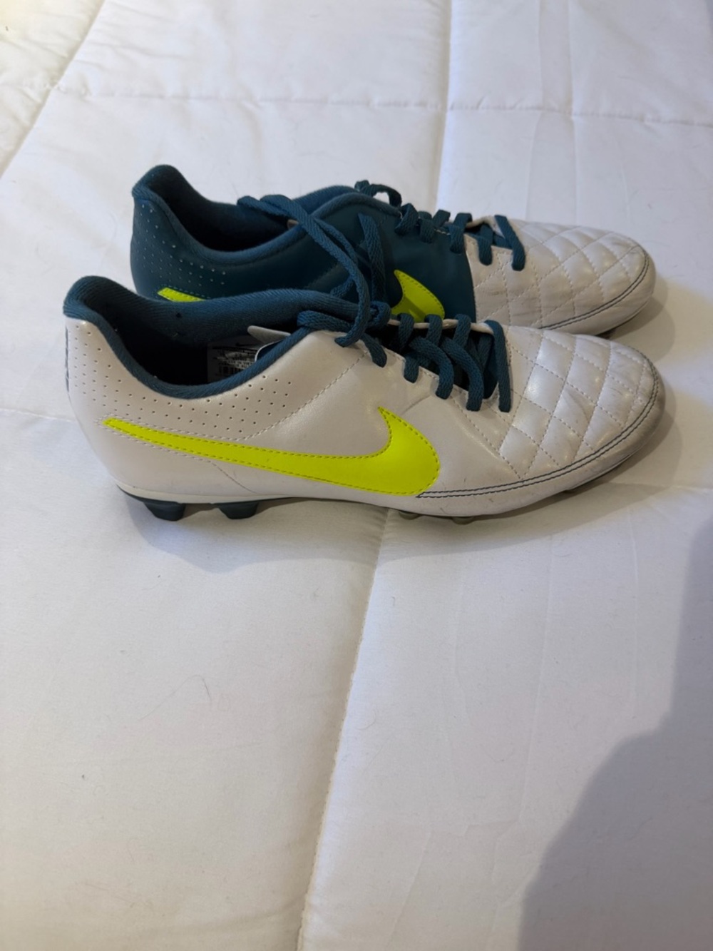 Nike White & Neon Yellow Turf Soccer Cleats
